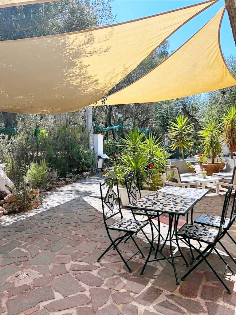 Apartment with garden & barbeque — photo 2