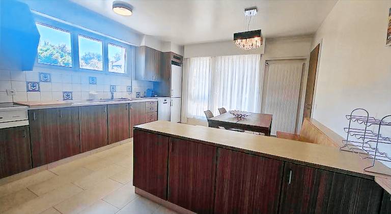 Villa with 4 rooms for 8 persons — photo 4