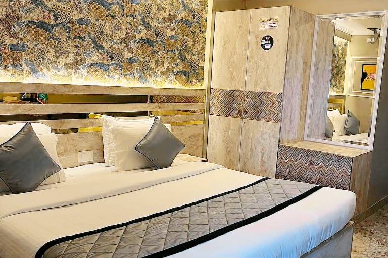 LG Signature Suites