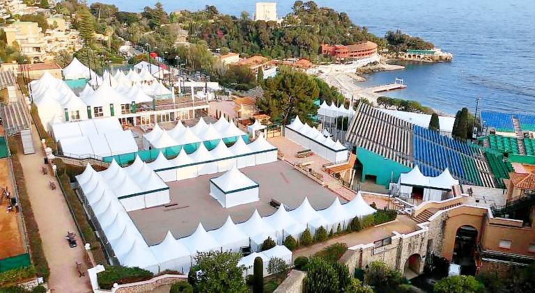 EXCEPTIONAL! PENTHOUSE in front of Monte Carlo Beach and Tennis Club in Menton