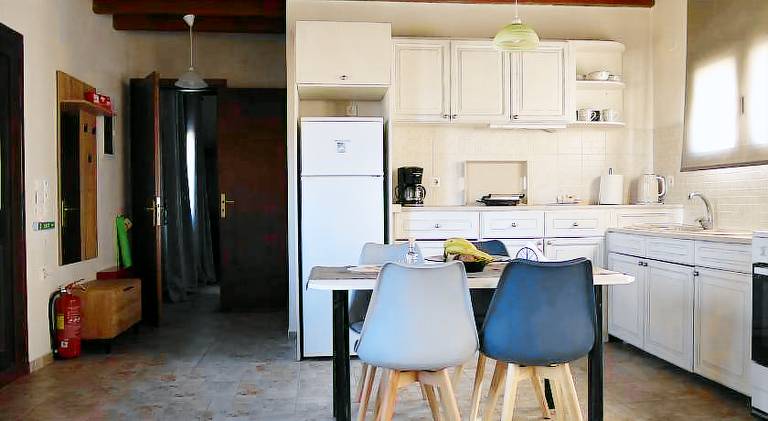 Apartment with 1 room for 4 persons — photo 2
