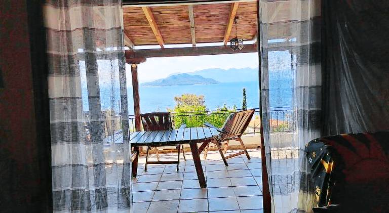 House with 2 rooms for 5 persons — photo 3