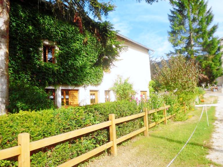 Gite with garden & grill — photo 4