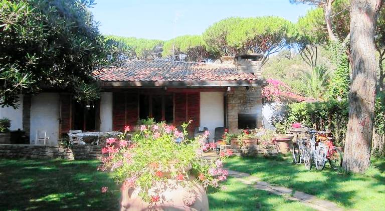 Rental apartment with 4 rooms for 9 persons in Castiglione della Pescaia