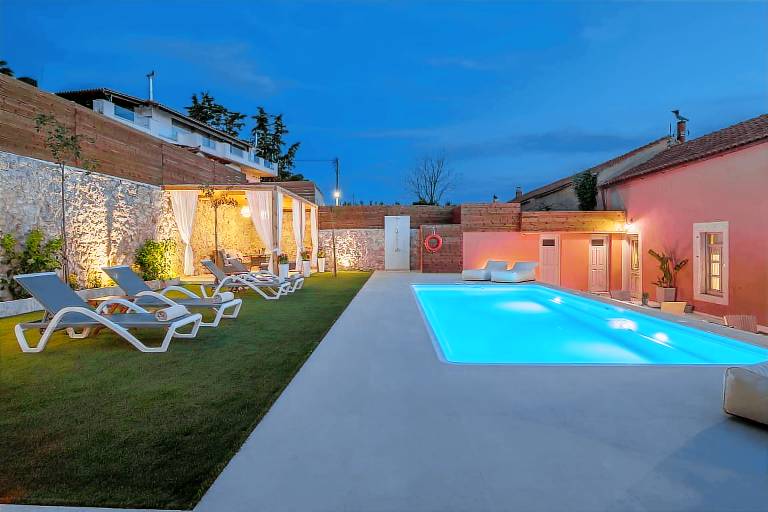 Apartment Archanes