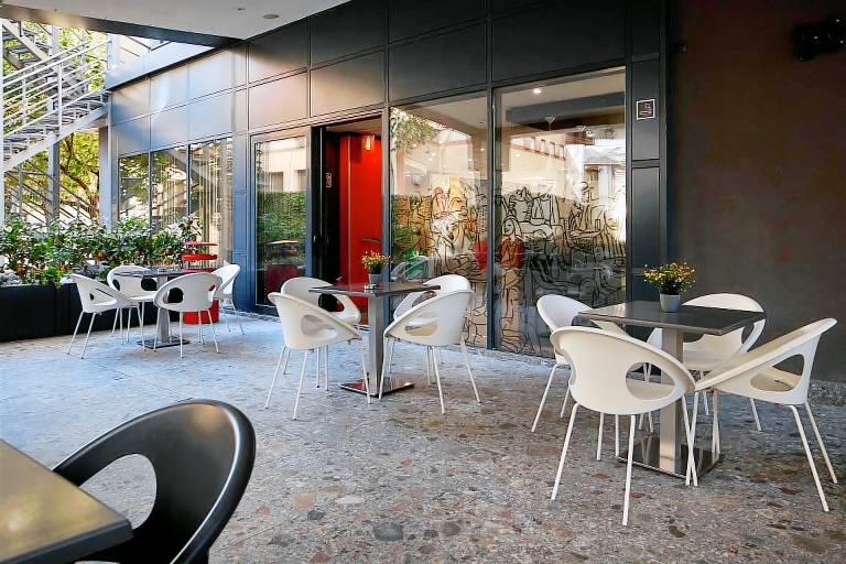 Hotel Skopje City Centre By IHG — photo 4