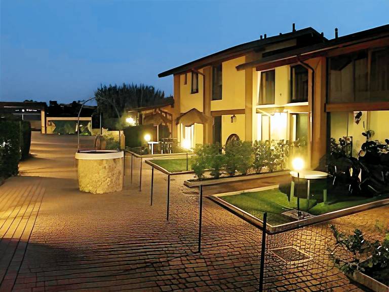 Bertoletta Village Apartments in Peschiera del Garda