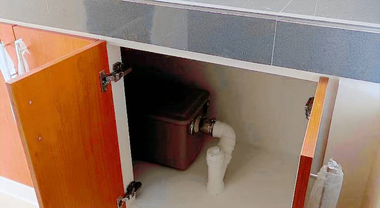 Apartment with pool | Pets are welcome in Quezon City