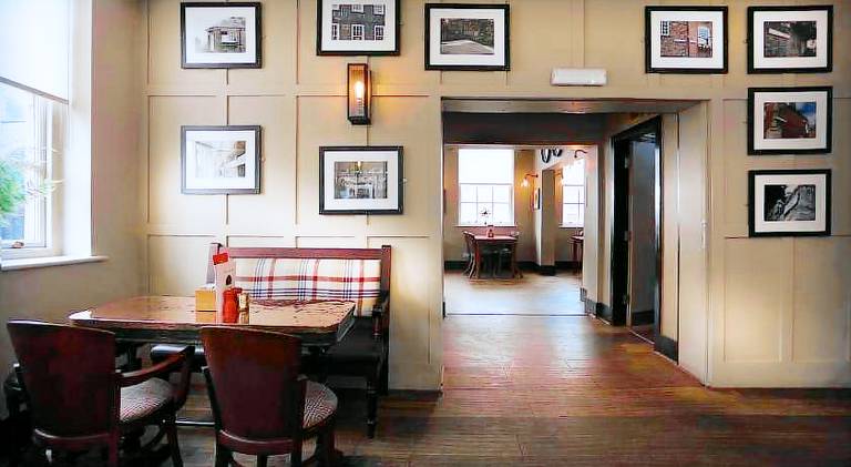 The Mitre Inn — photo 3