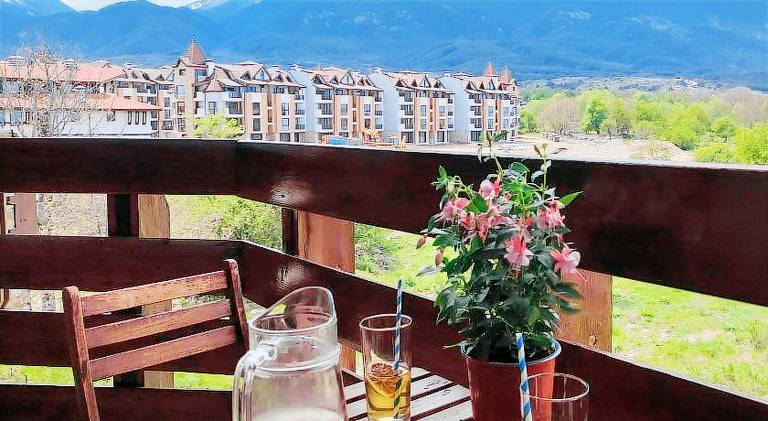 Rental apartment with hot tub & pool | Dogs allowed in Bansko
