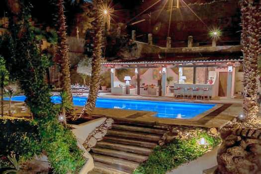 Fully equipped nice villa with hot tub, garden & private pool | Perfect for remote work | Pets are welcome — photo 3