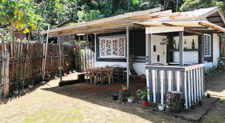 House with barbecue — photo 3