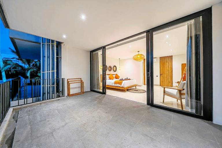 Villa with barbeque, garden & pool | Perfect for remote work — photo 3