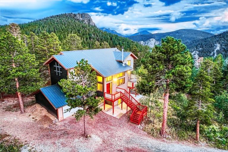 House  Rollinsville