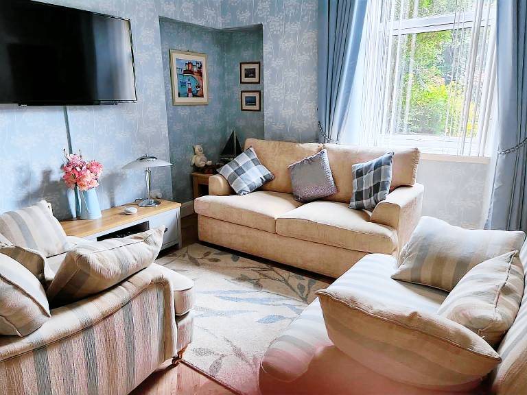 Apartment  Largs