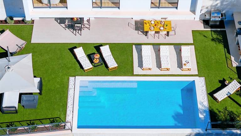 Child-friendly villa with grill, yard & private pool | Sea view | Pets allowed — photo 4