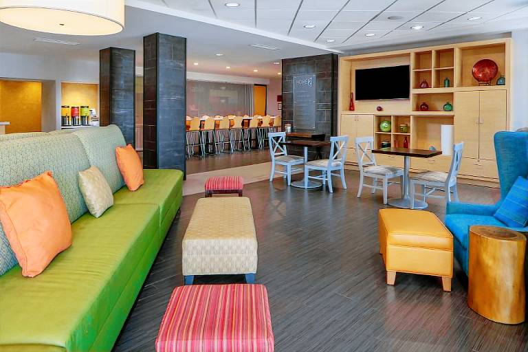 Home2 Suites by Hilton Gulfport I-10 — photo 2