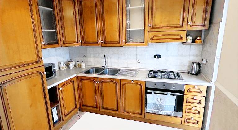 Holiday apartment with patio & barbeque in Pompei