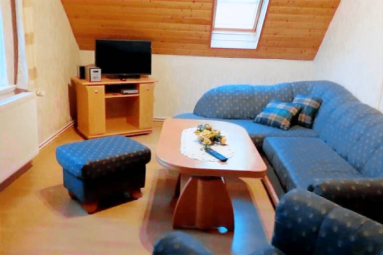Rental apartment with terrace, barbecue & garden | Nature view — photo 2