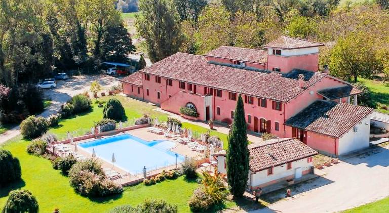 Farm with garden, patio & pool | Pets are welcome in Spoleto