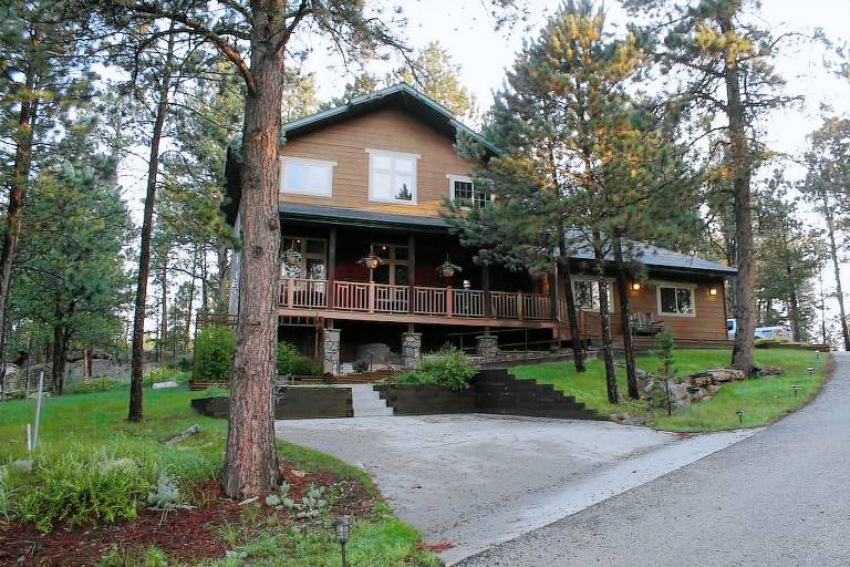 Cabin Custer