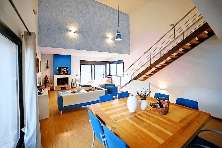 Vacation home with private pool, terrace & jacuzzi | Suitable for remote work — photo 3