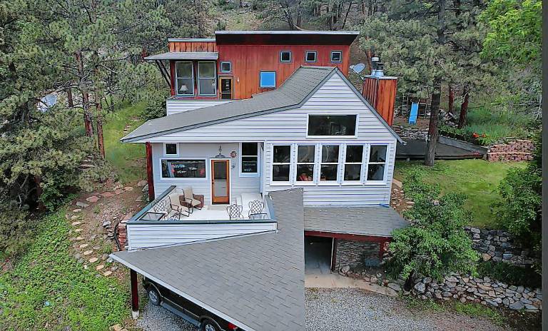 Cabin Boulder