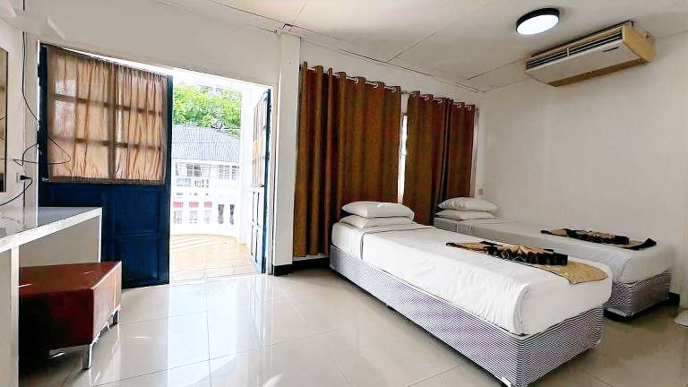 Villa with pool | Beach nearby | Suitable for remote work | Dogs allowed — photo 2