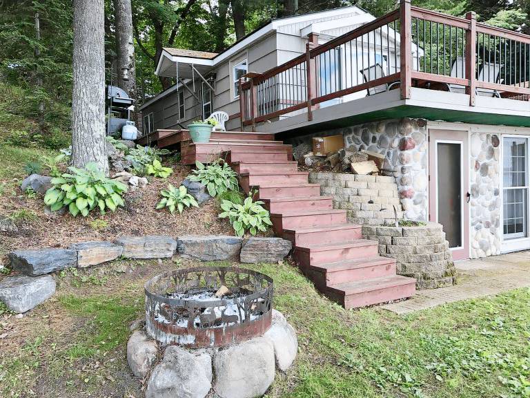 Cabin  Luck