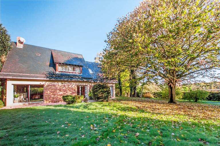 Lovely gite with yard, patio & BBQ | Dogs allowed in Rouen