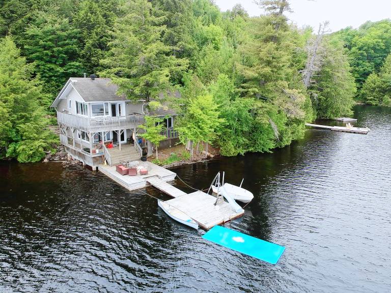 Cabin North Kawartha