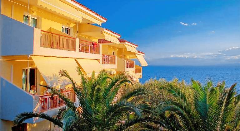 Maistrali Beach Studios — photo 2