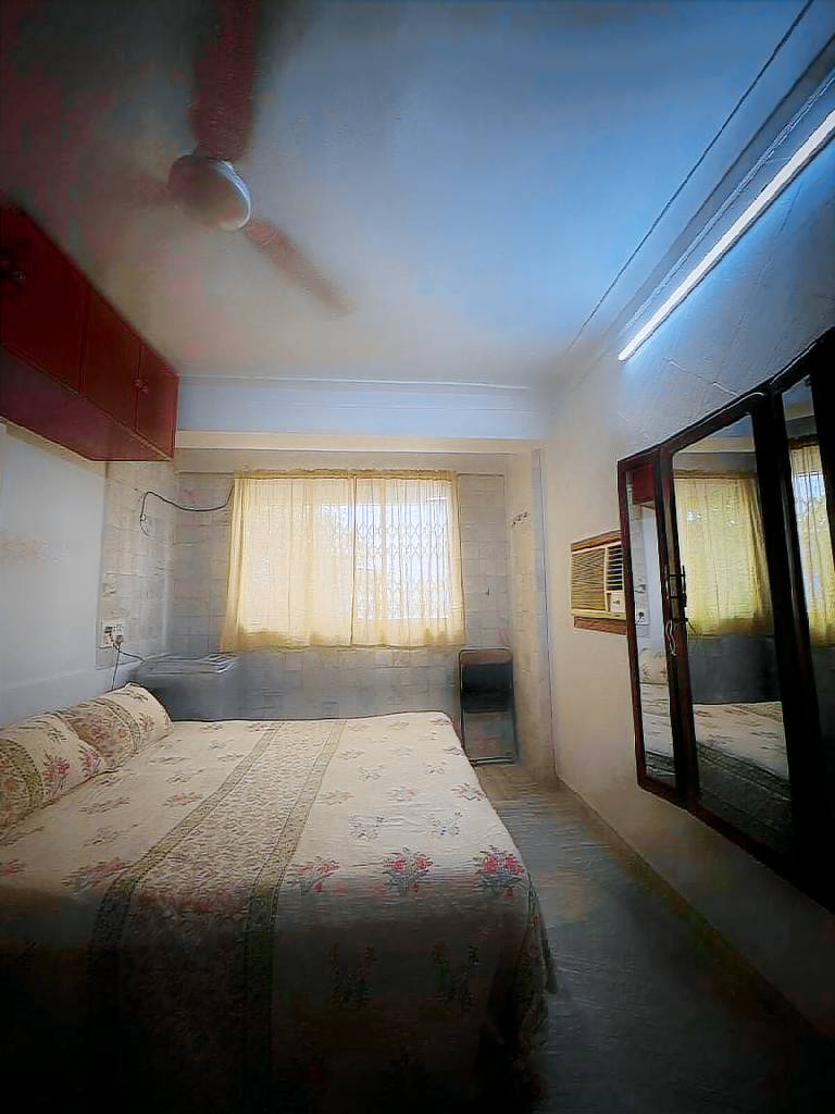 House with 1 room for 3 persons in Mumbai