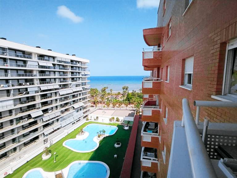 Rental apartment with patio & pool | Sea view | Next to the beach | Dogs allowed in Oropesa del Mar