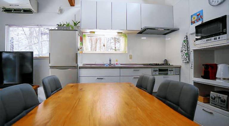 Vacation home with grill & garden — photo 2