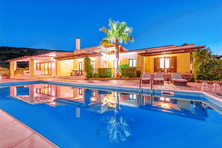 Villa  Pantokratoras