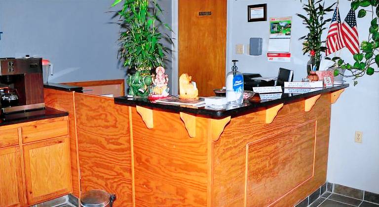 Bestway Inn — photo 2