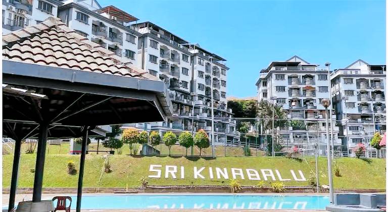 Holiday apartment with pool | Pets allowed in Kuala Lumpur