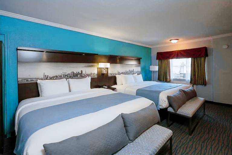 Inn On Grove