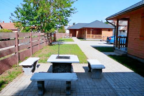 Apartman Tiszanána