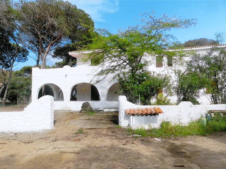 Wonderful vacation home with patio, BBQ & garden | Beach nearby | Pets allowed — photo 4