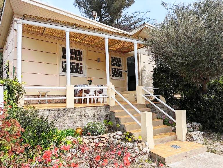 Residence 149-la Seyne Sur Mer - 180 m from the beach of La Verne, charming air-conditioned holiday home, garden... — photo 3