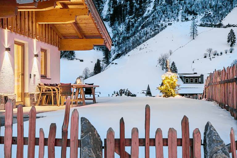 Children-friendly vacation home with sauna, barbecue & private pool | Suitable for remote work | Pets are welcome — photo 2