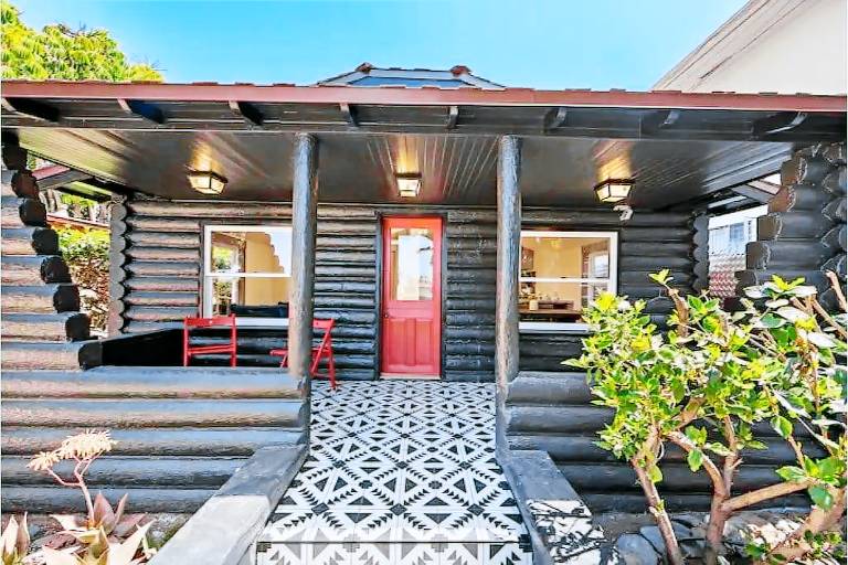 Cabin Laguna Beach