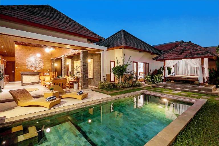 Villa Lapiz Lazuli 9 Seminyak Kuta 3BR with Pool in Kuta
