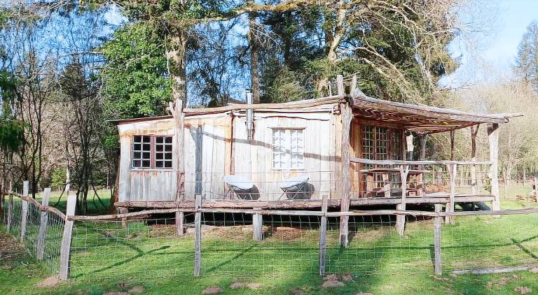 Cabin  Ségur-le-Château