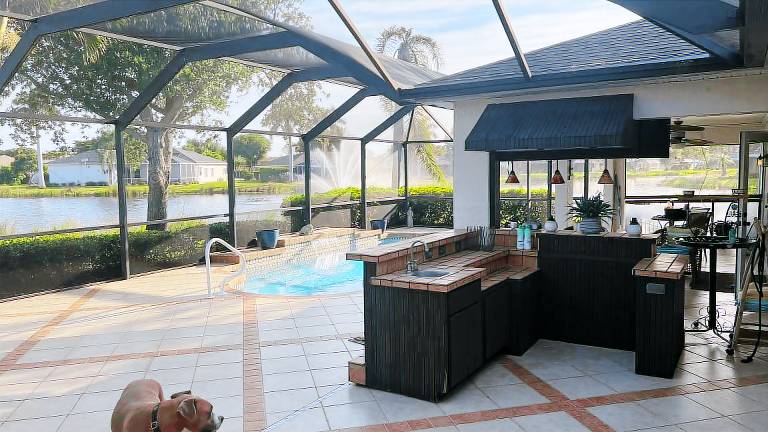 House  Estero
