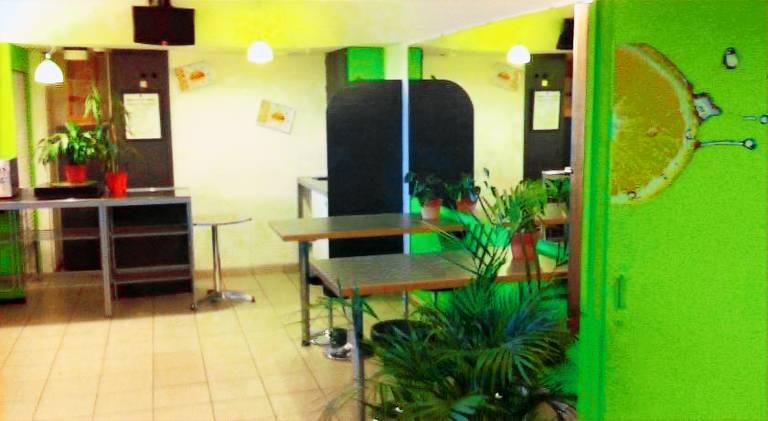 Lemon Hotel - Tourcoing — photo 4