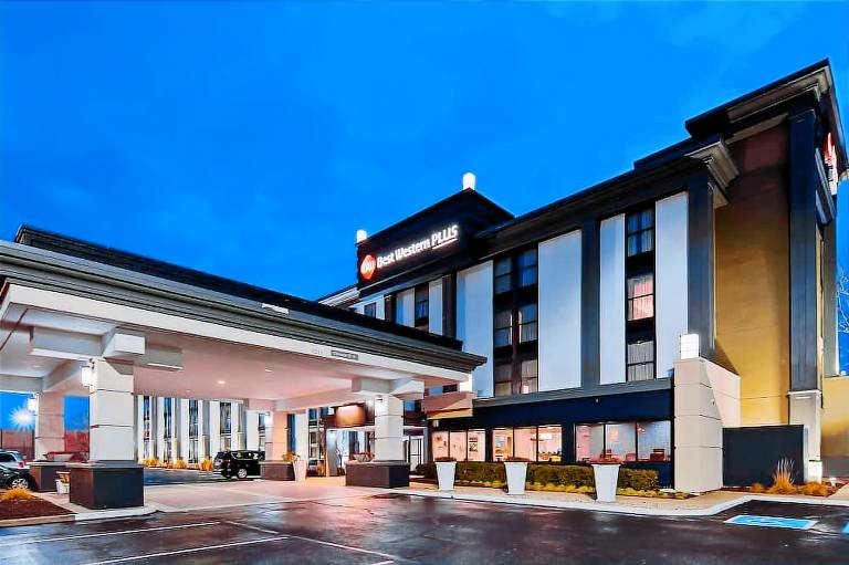 Best Western Plus Indianapolis NW Hotel