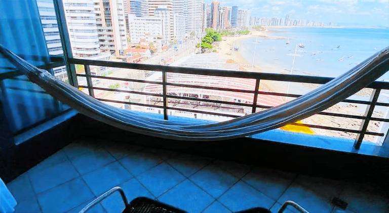 Rental apartment with jacuzzi & pool — photo 2